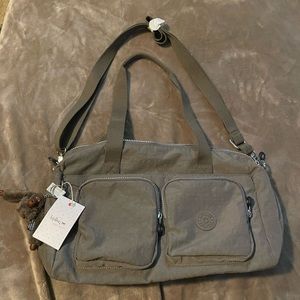 *NEW* Kipling handbag with charm and tags